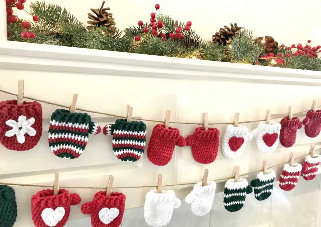 Christmas Crochet Mitten Garland