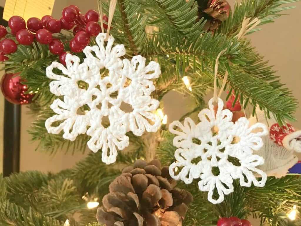 Crochet Snowflake Pattern - Crochet to Play