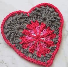 Wind rose heart crochet pattern