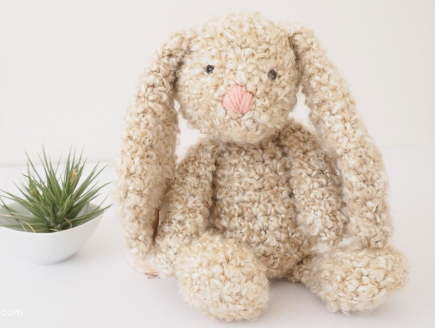 Floppy crochet bunny