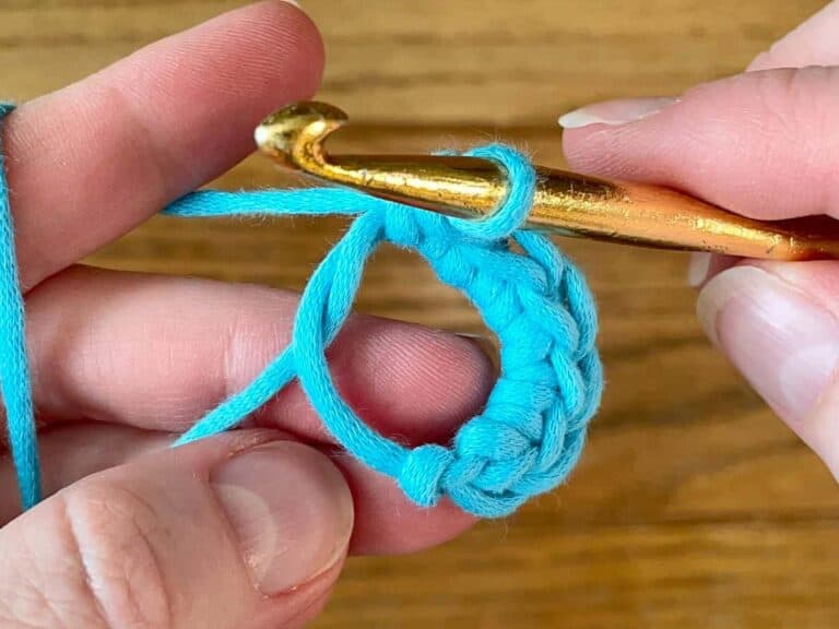 How to Crochet a Magic Ring